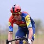 Giro d'Italia, Pedersen vince la terza tappa e torna in maglia rosa