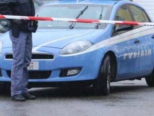 Torino, uomo ucciso e fatto a pezzi. Il 26enne accusato dell'omicidio: "Eravamo sotto effetto di droghe, volevamo buttarlo nel fiume" Torino, uomo ucciso e fatto a pezzi. Il 26enne accusato dell'omicidio: "Eravamo sotto effetto di droghe, volevamo buttarlo nel fiume"