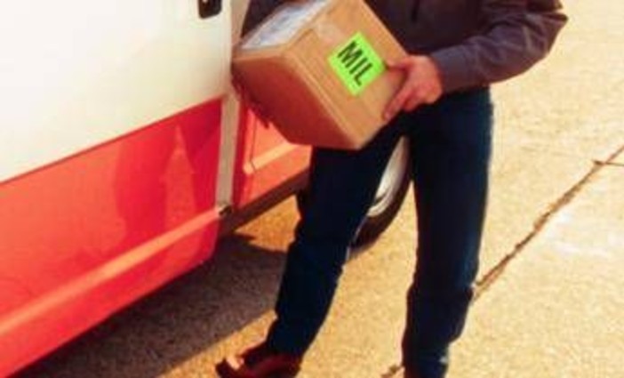 Slitta la tassa sui mini pacchi, ministero verso provvedimento: le novità