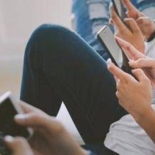 Scuola, allarme dispersione: in Italia lasciano oltre 216mila giovani tra 18 e 24 anni Scuola, allarme dispersione: in Italia lasciano oltre 216mila giovani tra 18 e 24 anni