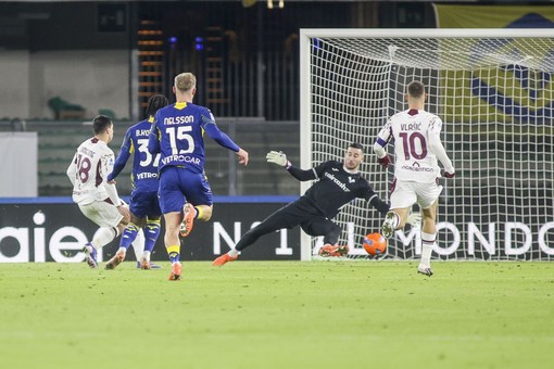 Il Toro vince 3-0, espugna il Bentegodi e inguaia il Verona