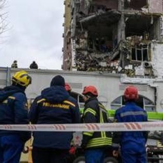 Ucraina, esplosioni a Leopoli all'alba. Witkoff: "Entro 3 settimane nuovo round di colloqui"