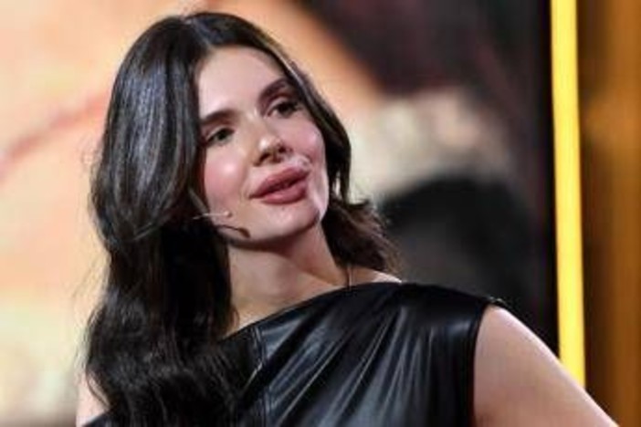 Legale figlia Sgarbi: &quot;Querele contro chi alimenta macchina del fango&quot;