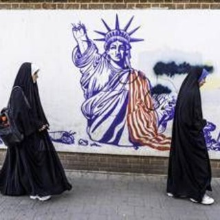 Iran, Trump: "Accordo? Preferirei firmare ma non ho fretta"