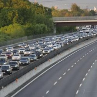 Weekend da bollino rosso, oltre 24 milioni di veicoli sulle strade fino a domani