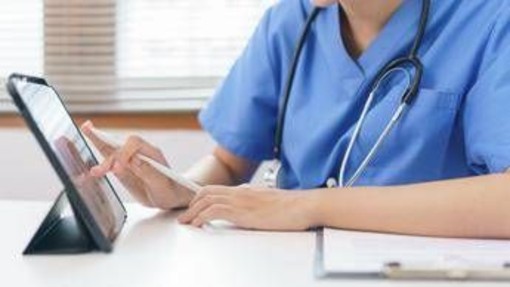 Fascicolo sanitario elettronico, cosa cambia da oggi per medici e pazienti Fascicolo sanitario elettronico, cosa cambia da oggi per medici e pazienti