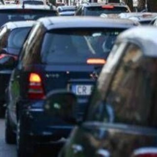 Autostrada A1 chiusa a nord di Roma, traffico bloccato e code