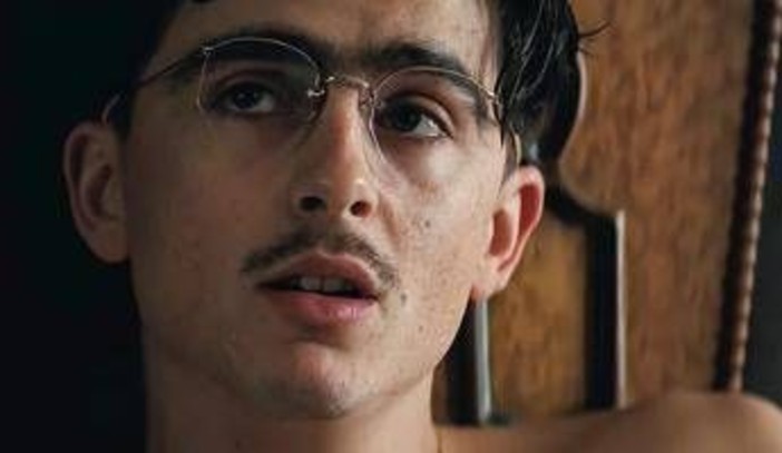 Timothée Chalamet scalza Checco Zalone, 'Marty Supreme' vola in testa al box office italiano Timothée Chalamet scalza Checco Zalone, 'Marty Supreme' vola in testa al box office italiano