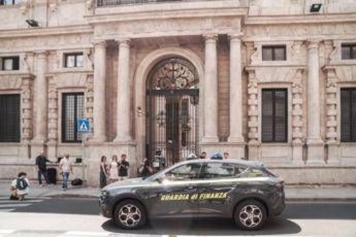 Inchiesta Milano, la rabbia degli inquilini: &quot;Soldi già investiti ma cantieri bloccati, vogliamo risposte&quot;