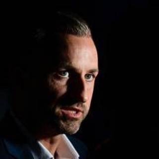 L'AfD trionfa col 44% in Sassonia-Anhalt, chi è Ulrich Siegmund: "L'uomo più pericoloso della Germania" L'AfD trionfa col 44% in Sassonia-Anhalt, chi è Ulrich Siegmund: "L'uomo più pericoloso della Germania"