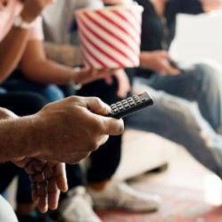 Ascolti tv, 'Blanca 3' su Rai1 vince la prima serata. A Gerry Scotti l'access prime time Ascolti tv, 'Blanca 3' su Rai1 vince la prima serata. A Gerry Scotti l'access prime time