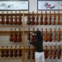 Cina, i violini della contea di Queshan raggiungono tutto il mondo