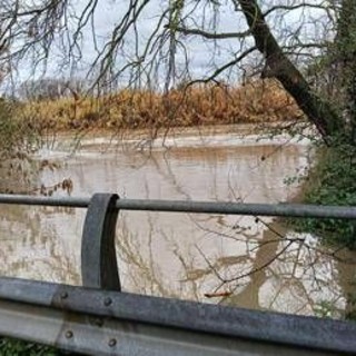 Maltempo Roma, esonda Aniene all'altezza di Ponte Mammolo: evacuata una famiglia