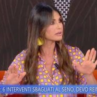Arianna David: "Calvario dopo operazione al seno, sono disperata" Arianna David: "Calvario dopo operazione al seno, sono disperata"