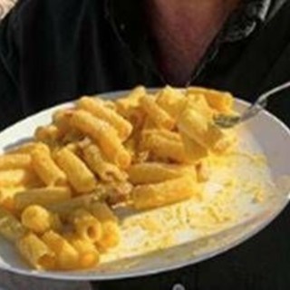 Carbonara fake al Parlamento Ue, la battaglia finisce sul Telegraph. Lollobrigida: "In arrivo nuova legge" Carbonara fake al Parlamento Ue, la battaglia finisce sul Telegraph. Lollobrigida: "In arrivo nuova legge"