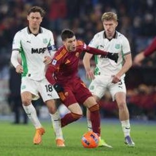 Roma-Sassuolo, rigore dato e poi revocato ai giallorossi. Cos'è successo