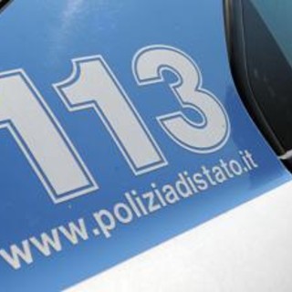 Roma, accoltella ex moglie davanti al figlio e poi scappa con lui: fermato dopo 7 ore Roma, accoltella ex moglie davanti al figlio e poi scappa con lui: fermato dopo 7 ore