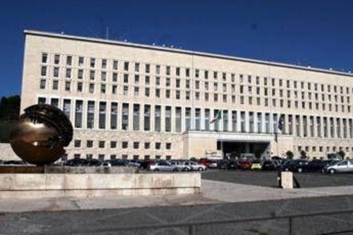 Venezuela, Farnesina: &quot;Liberati Amerigo De Grazia e Margarita Assenza, arrestati nel 2024&quot;