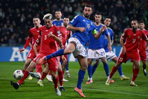 L’Italia vince in Moldova 2-0, decidono nel finale Mancini ed Esposito L’Italia vince in Moldova 2-0, decidono nel finale Mancini ed Esposito