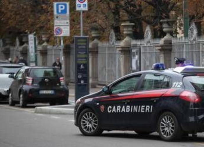 Milano, 15enne rapinato e sequestrato in corso Buenos Aires: arrestati 4 giovanissimi Milano, 15enne rapinato e sequestrato in corso Buenos Aires: arrestati 4 giovanissimi