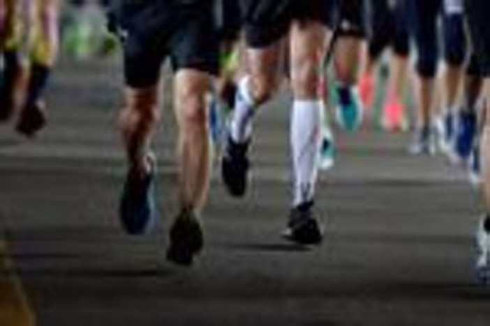 Il caldo è uno stress per il cuore, l'esperto: "Come fare una maratona da fermi" Il caldo è uno stress per il cuore, l'esperto: "Come fare una maratona da fermi"