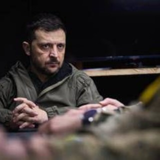 Scandalo corruzione in Ucraina, lasciano due ministri dopo il pressing di Zelensky Scandalo corruzione in Ucraina, lasciano due ministri dopo il pressing di Zelensky