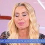 Valeria Marini in lacrime a La volta buona: "Frassica mi ha offesa". Ed esce dallo studio