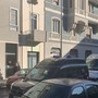 Milano, uomo trovato morto in un appartamento: ferite alla testa, ipotesi omicidio