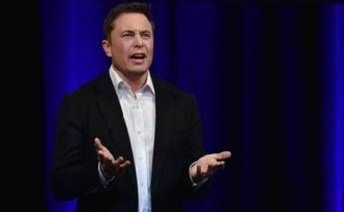 Elon Musk, scontro con Ryanair: "Quanto costa acquistarvi?" Elon Musk, scontro con Ryanair: "Quanto costa acquistarvi?"