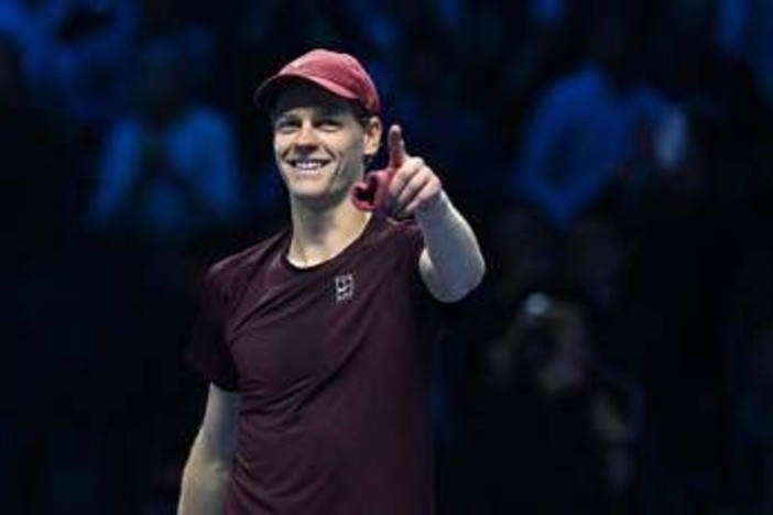 Atp Finals, domani Sinner-De Minaur in semifinale: orario, precedenti e dove vederla Atp Finals, domani Sinner-De Minaur in semifinale: orario, precedenti e dove vederla