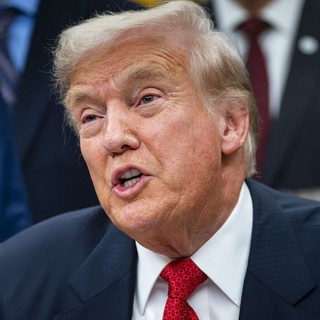 Trump firma la fine dello shutdown