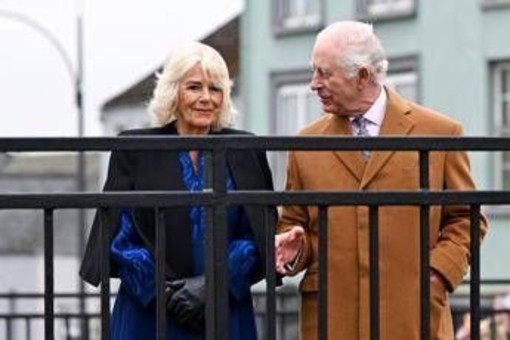 Papa in convalescenza, rinviata visita re Carlo e Camilla in Vaticano