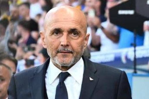 Juve, Spalletti è ufficiale: "Esperienza e competenza, benvenuto mister" Juve, Spalletti è ufficiale: "Esperienza e competenza, benvenuto mister"