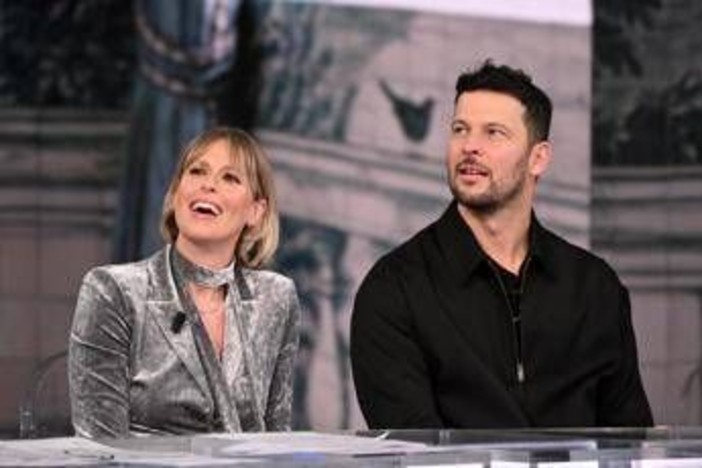 Federica Pellegrini 'bacchetta' Matteo Giunta per il disordine: "Sei senza speranze" Federica Pellegrini 'bacchetta' Matteo Giunta per il disordine: "Sei senza speranze"