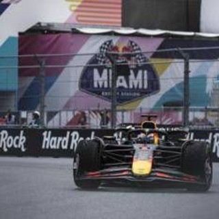 Gp Miami, Verstappen in pole davanti a Norris e Antonelli: ecco la griglia di partenza