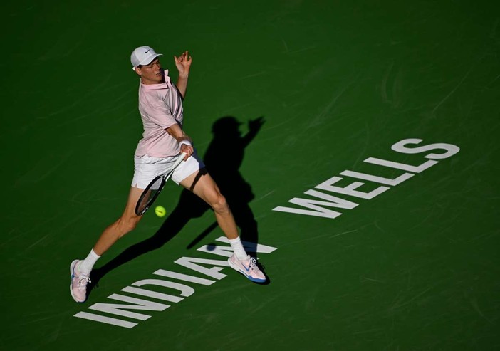 Sinner e Paolini agli ottavi di Indian Wells, Cobolli eliminato