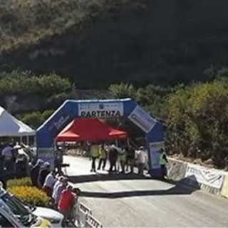 Doppia tragedia nei Rally. A Trapani due morti e un ferito, in Liguria navigatore perde la vita Doppia tragedia nei Rally. A Trapani due morti e un ferito, in Liguria navigatore perde la vita