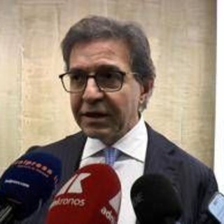 Tumori, De Laurentiis: &quot;Non c'è un solo cancro ma molte malattie, carta identità va definita subito&quot;