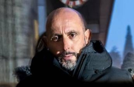 Crans-Montana, Jacques Moretti paga 215mila euro di cauzione e lascia carcere Crans-Montana, Jacques Moretti paga 215mila euro di cauzione e lascia carcere