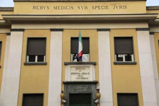 Focolaio di tubercolosi all'Istituto di Medicina legale di Milano, fino a 3 settimane per chiarire il quadro Focolaio di tubercolosi all'Istituto di Medicina legale di Milano, fino a 3 settimane per chiarire il quadro