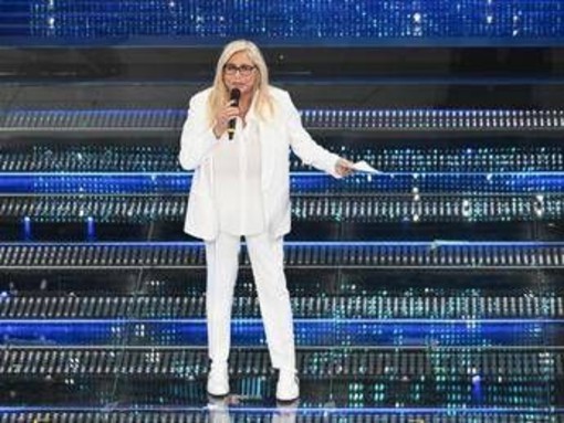 Domenica In - Speciale Sanremo, oggi con Mara Venier: i 30 big e gli ospiti Domenica In - Speciale Sanremo, oggi con Mara Venier: i 30 big e gli ospiti