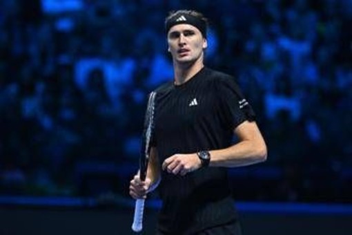 Atp Finals, Zverev-Auger Aliassime vale l'ultimo posto in semifinale - Il match in diretta Atp Finals, Zverev-Auger Aliassime vale l'ultimo posto in semifinale - Il match in diretta