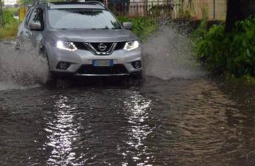 Maltempo in Abruzzo, fiumi esondati. Allagamenti a Chieti e Pescara