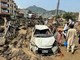 Piogge monsoniche in Pakistan, almeno 320 morti in 48 ore: 600 da inizio stagione