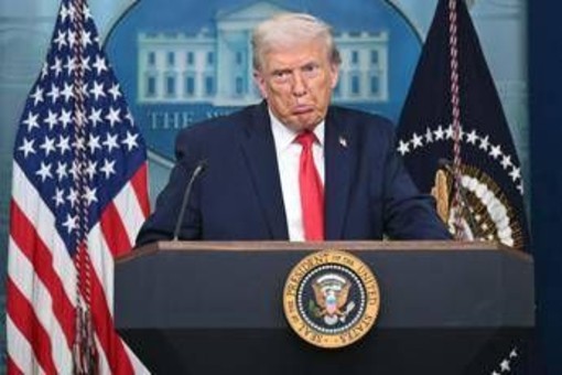 Groenlandia, Trump arriva a Davos: "Scoprirete cosa farò" Groenlandia, Trump arriva a Davos: "Scoprirete cosa farò"