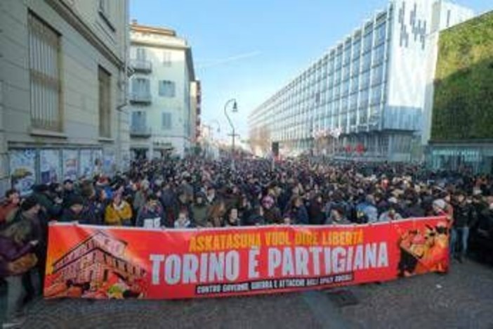 Askatasuna, l'annuncio dei militanti: "In piazza a Roma il 28 marzo"