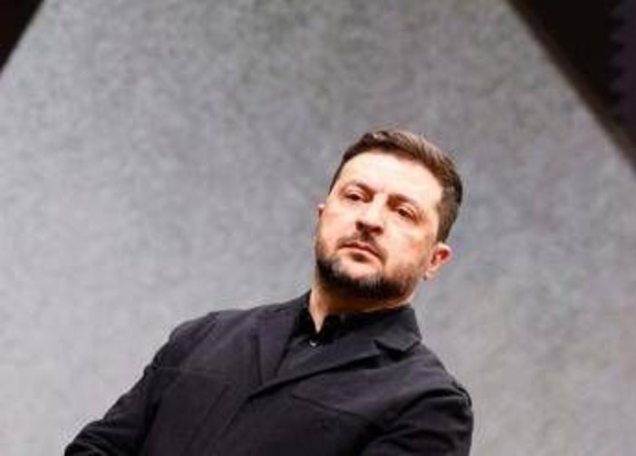 Ucraina, Zelensky: "Trump chiede concessioni a noi ma non a Putin"