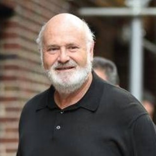 Rob Reiner ucciso con la moglie, da Ron Howard a Ben Stiller è choc a Hollywood