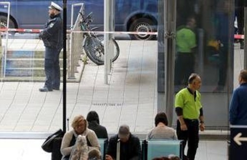 Germania, nuovo stop ai voli per avvistamento di un drone: stavolta si ferma l'aeroporto di Brema