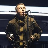 Oasis, Gallagher attacca i 'rivali' Arsenal e United: &quot;Chiudete quella bocca&quot;